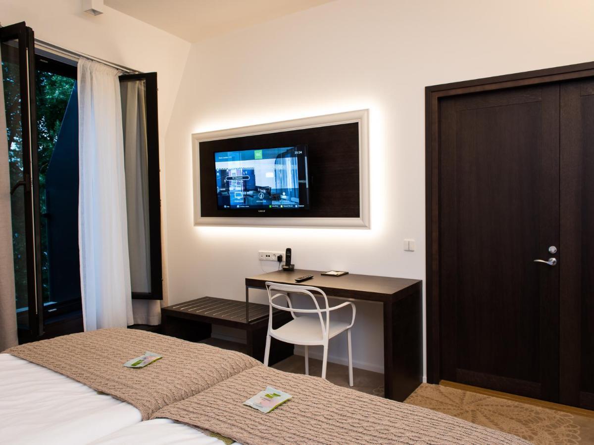 Lydia Hotel Tartu Ngoại thất bức ảnh