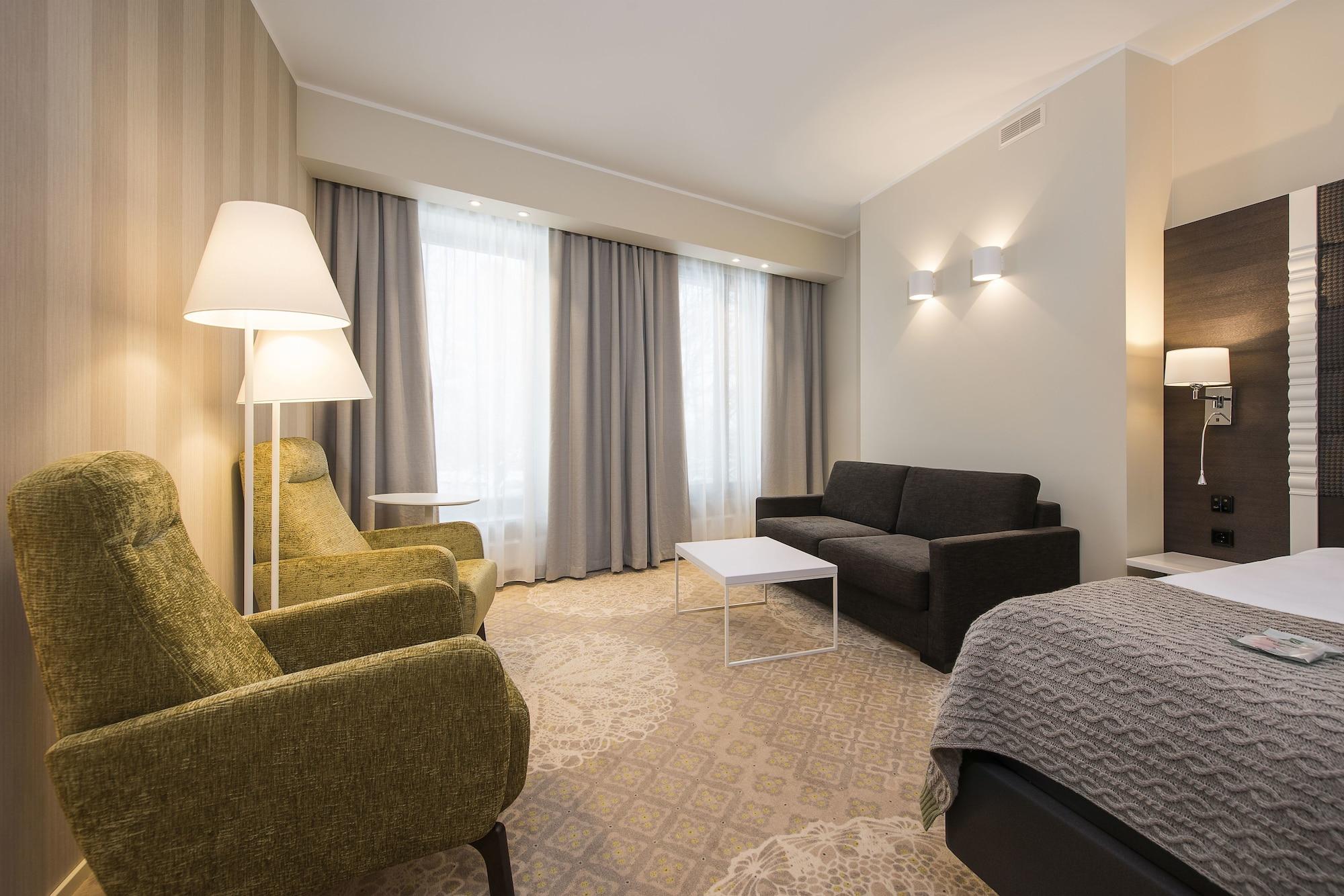 Lydia Hotel Tartu Ngoại thất bức ảnh
