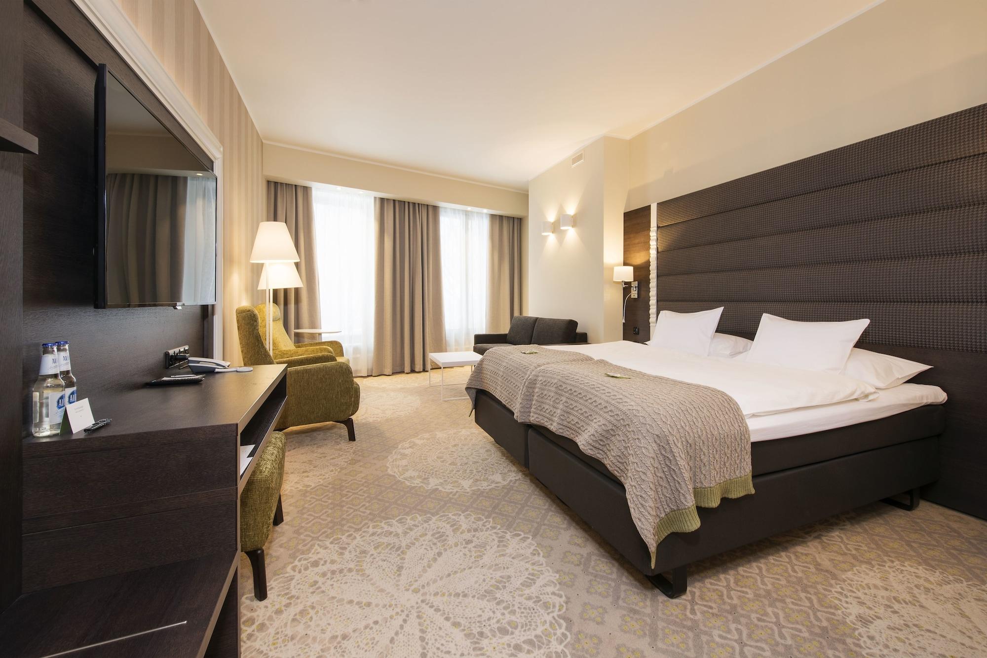 Lydia Hotel Tartu Ngoại thất bức ảnh