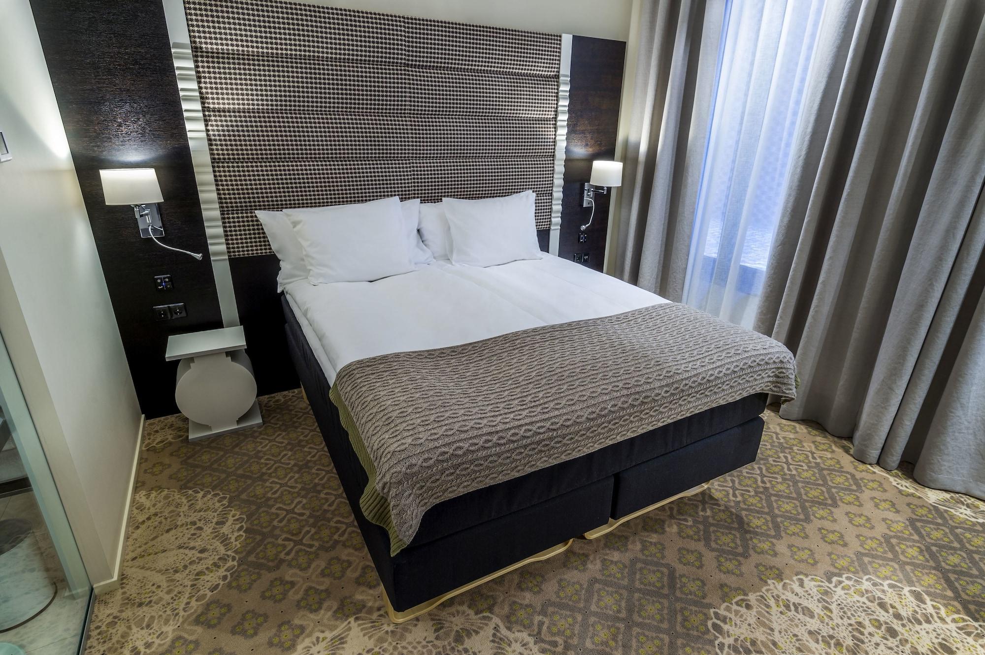 Lydia Hotel Tartu Ngoại thất bức ảnh