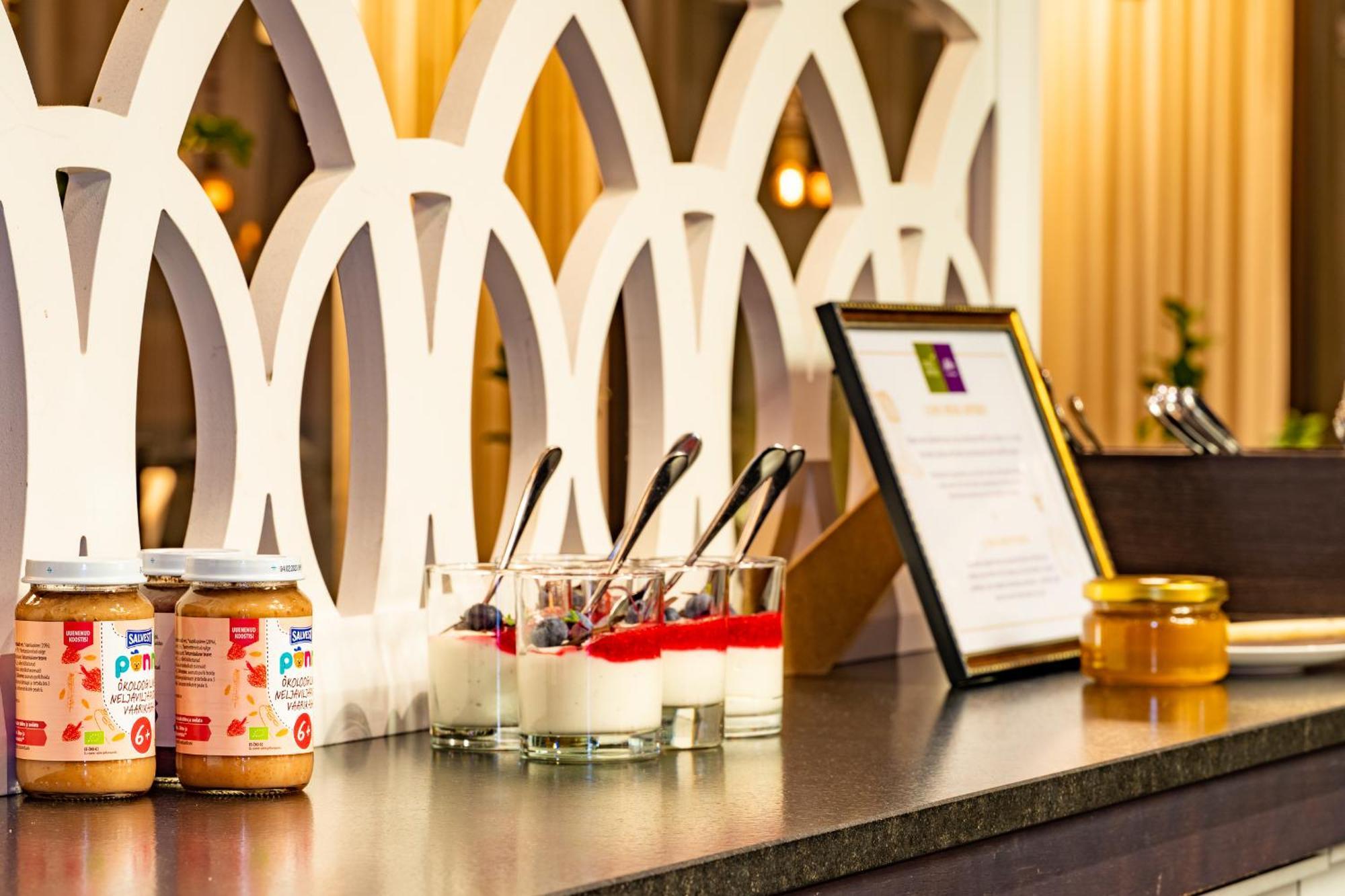 Lydia Hotel Tartu Ngoại thất bức ảnh