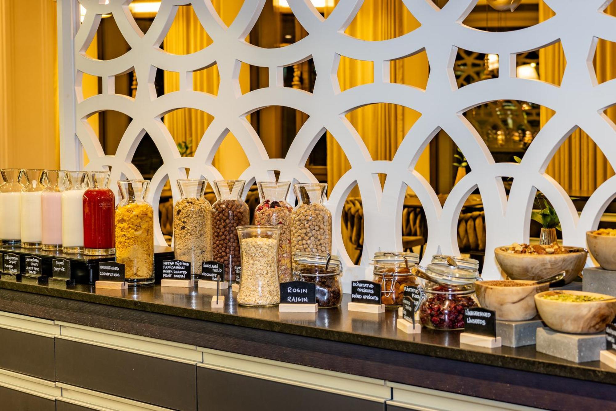Lydia Hotel Tartu Ngoại thất bức ảnh