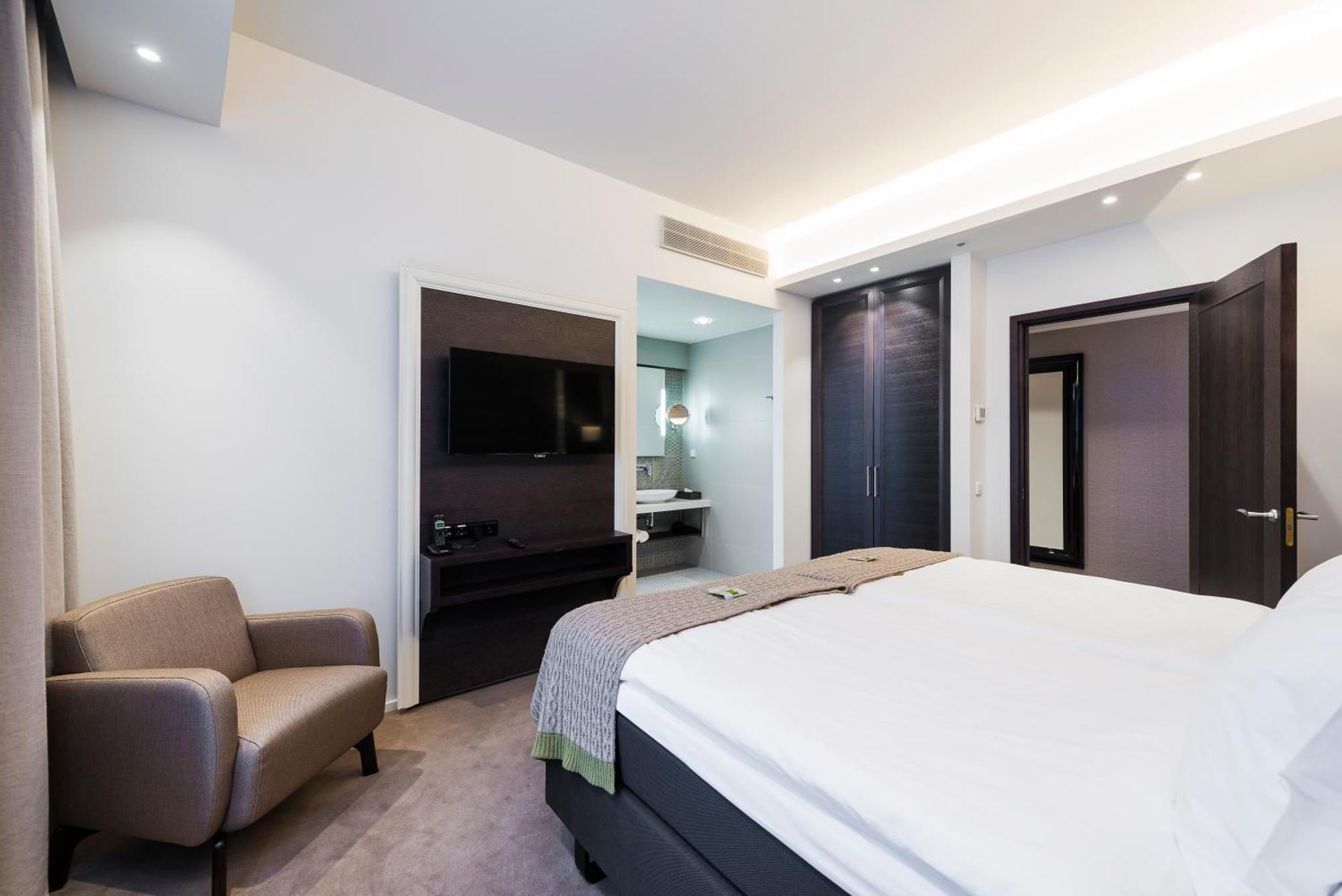 Lydia Hotel Tartu Ngoại thất bức ảnh